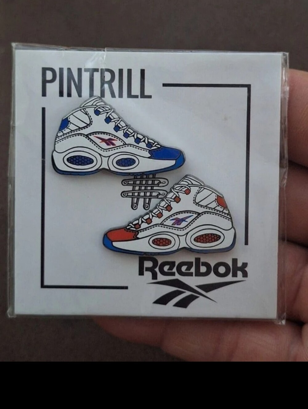 Vintage 90s Extremely Rare PINTRILL ALLEN IVERSON QUESTION MID SNEAKER PIN SET.
